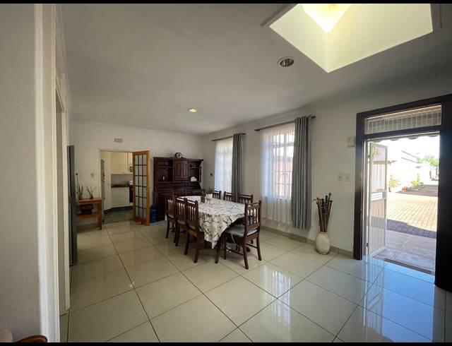 3 BEDROOM TOWNHOUSE FOR SALE IN THREE RIVERS PROPER